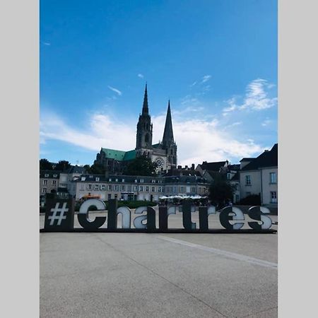 Le Nicole Apartamento Chartres Exterior foto